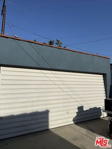 10414 S Denker Avenue, Los Angeles, CA 90047