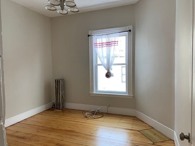 3-5 Mills 5, Boston, MA 02119