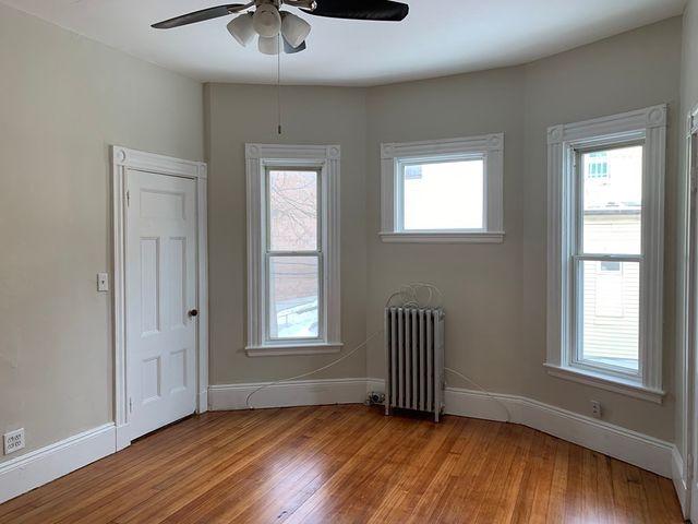 3-5 Mills 5, Boston, MA 02119