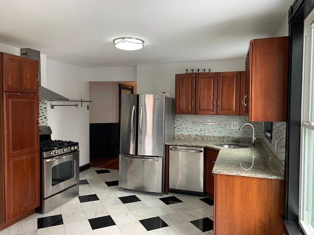 3-5 Mills 5, Boston, MA 02119