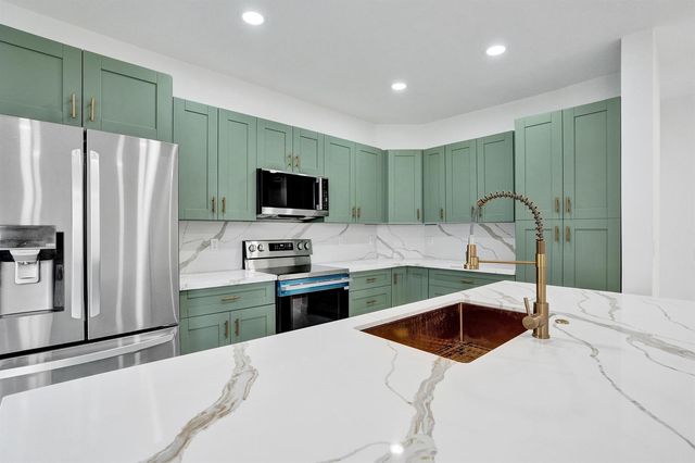 6991 Marion Avenue, Margate, FL 33063