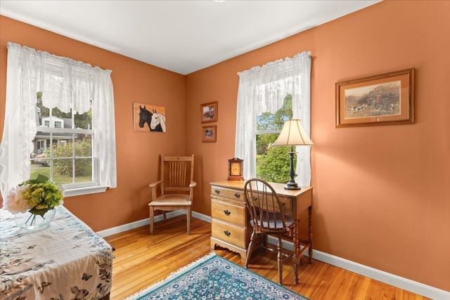 48 Davis St, Taunton, MA 02780