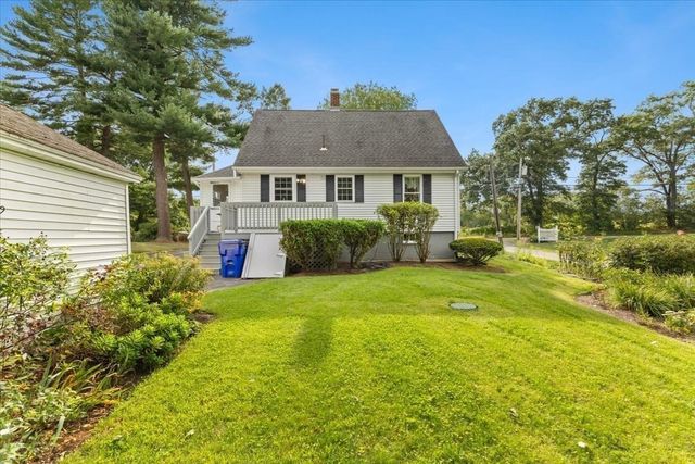 48 Davis St, Taunton, MA 02780