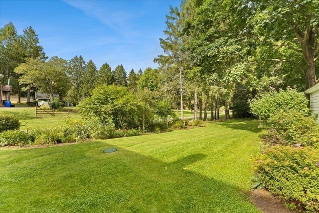 48 Davis St, Taunton, MA 02780