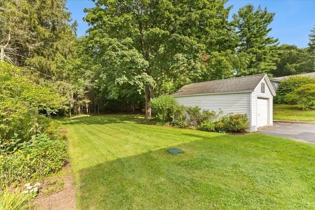 48 Davis St, Taunton, MA 02780
