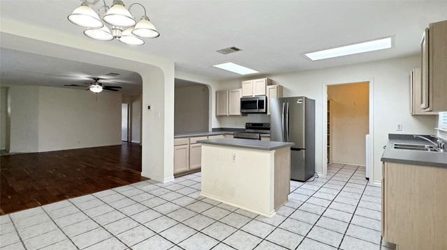 12810 Bartholdi ST, Austin, TX 78753