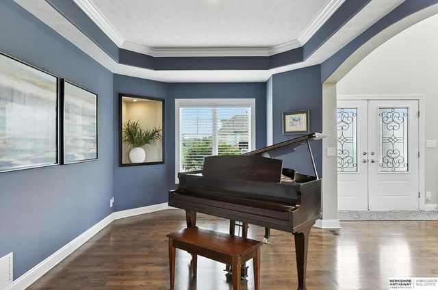 7710 N 127th Avenue, Omaha, NE 68142