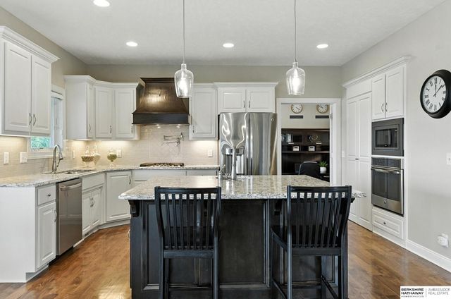 7710 N 127th Avenue, Omaha, NE 68142