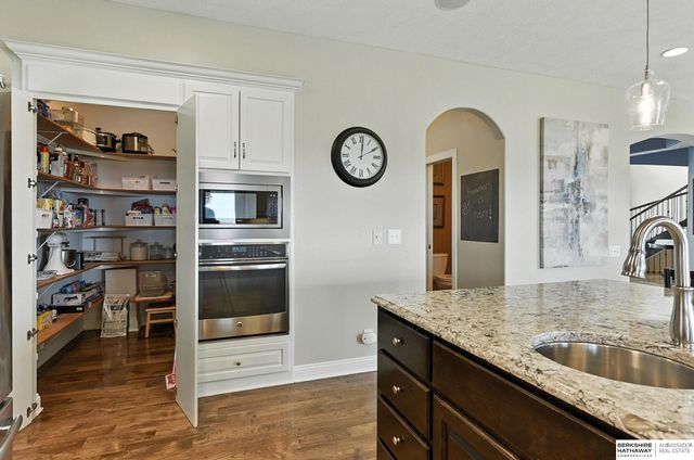 7710 N 127th Avenue, Omaha, NE 68142