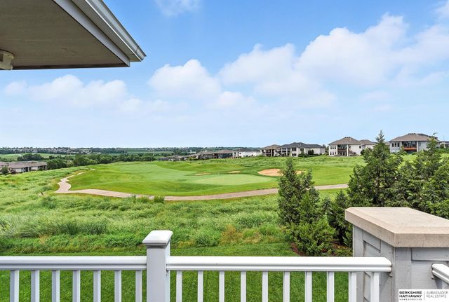 7710 N 127th Avenue, Omaha, NE 68142