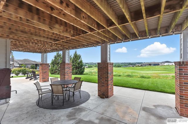 7710 N 127th Avenue, Omaha, NE 68142