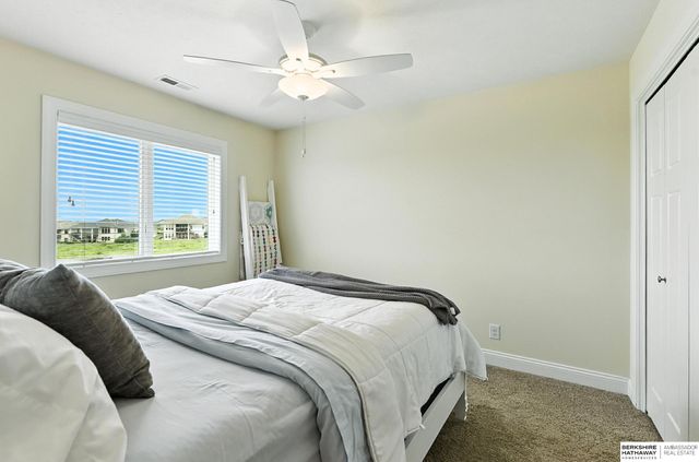 7710 N 127th Avenue, Omaha, NE 68142