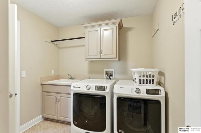 7710 N 127th Avenue, Omaha, NE 68142