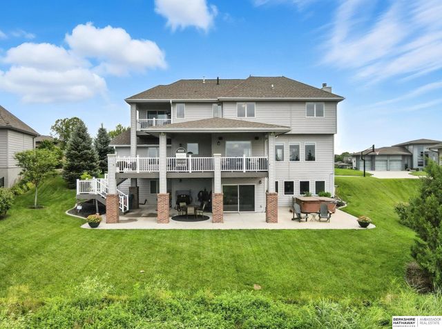 7710 N 127th Avenue, Omaha, NE 68142