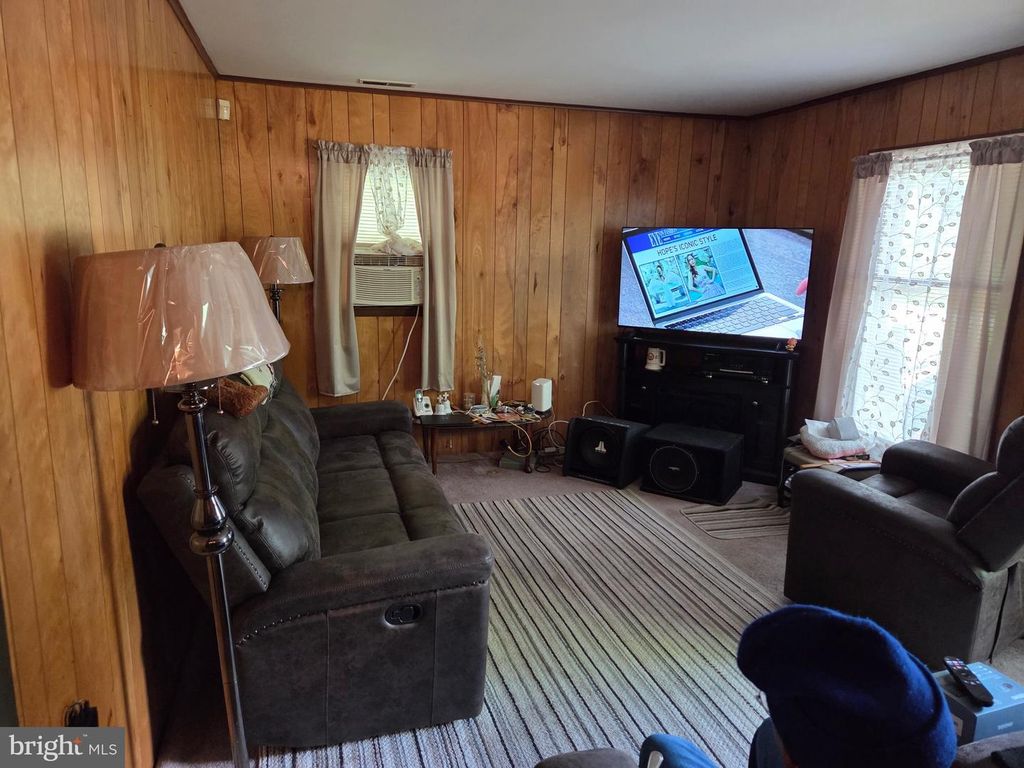 Image 11 of property listing at 4226 KEEP CT, Snow Hill, MD 21863