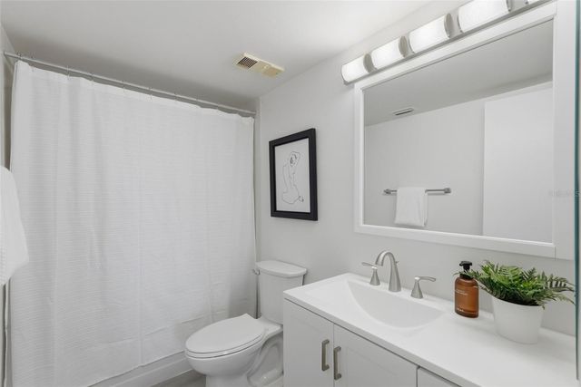 6291 BAHIA DEL MAR CIRCLE 116, St Petersburg, FL 33715