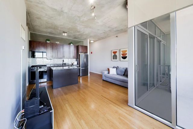 1720 S Michigan Avenue 2115, Chicago, IL 60616