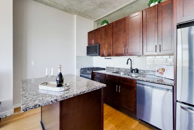 1720 S Michigan Avenue 2115, Chicago, IL 60616