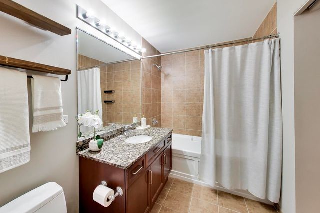 1720 S Michigan Avenue 2115, Chicago, IL 60616