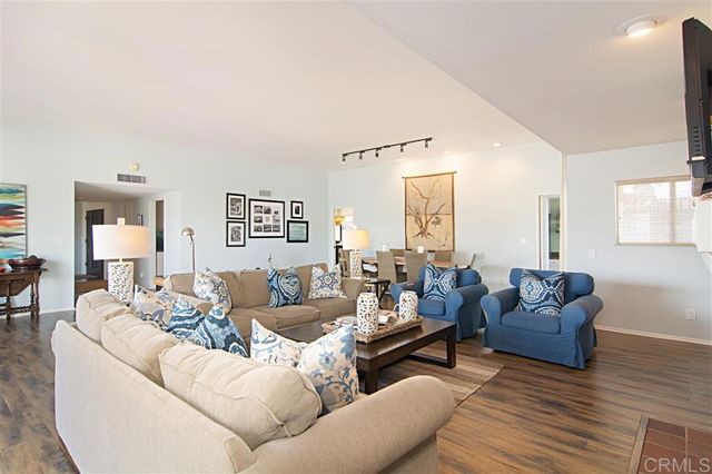 911 E Avenue 301, Coronado, CA 92118