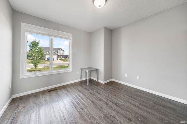 13271 Silk Tree Trail, Fort Wayne, IN 46814