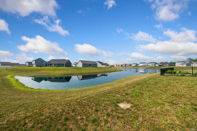 13271 Silk Tree Trail, Fort Wayne, IN 46814