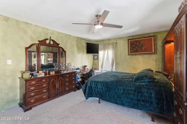 12 Dortmunder Drive, Manalapan, NJ 07726