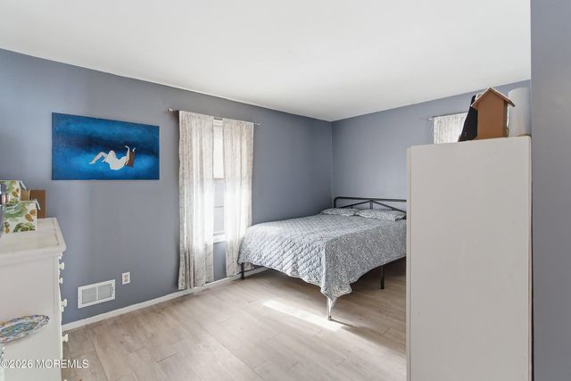 12 Dortmunder Drive, Manalapan, NJ 07726