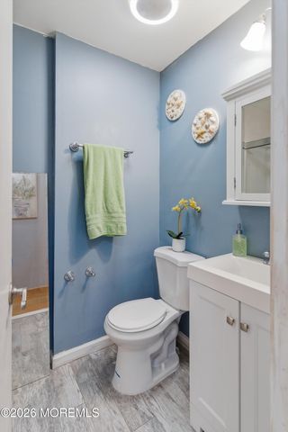 12 Dortmunder Drive, Manalapan, NJ 07726