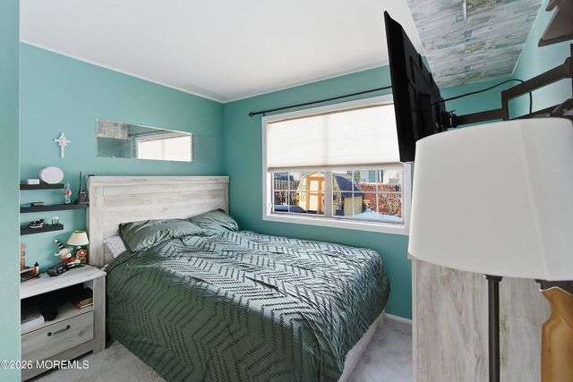 12 Dortmunder Drive, Manalapan, NJ 07726