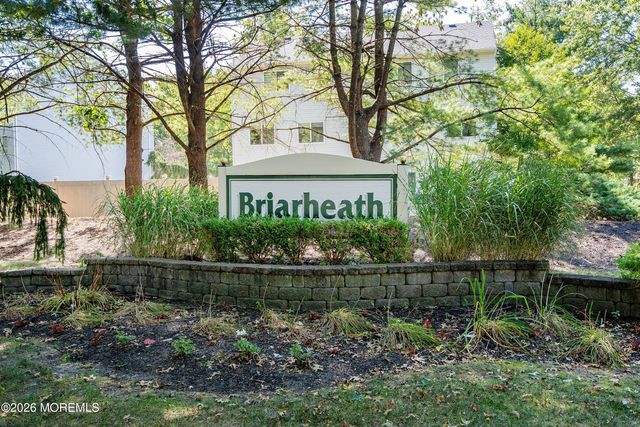 12 Dortmunder Drive, Manalapan, NJ 07726