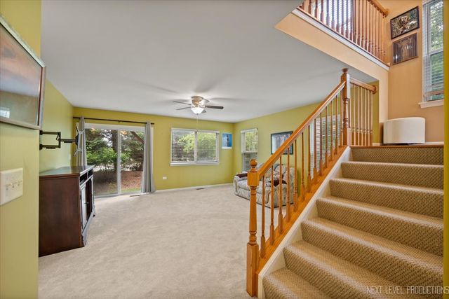 2903 Saganashkee Lane, Naperville, IL 60564