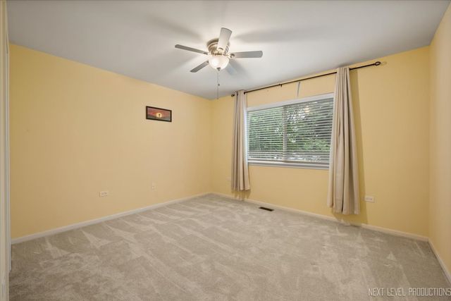 2903 Saganashkee Lane, Naperville, IL 60564