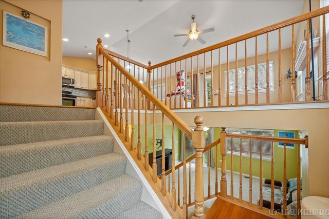 2903 Saganashkee Lane, Naperville, IL 60564