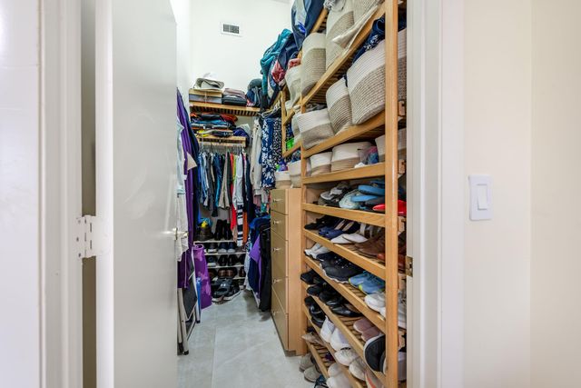 3517 Mill Brook Way Circle, Greenacres, FL 33463