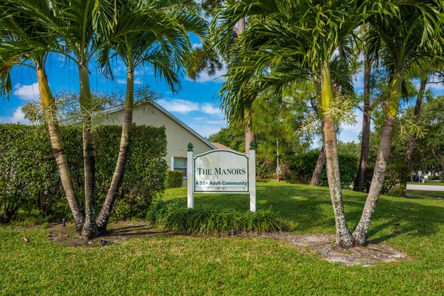 3517 Mill Brook Way Circle, Greenacres, FL 33463