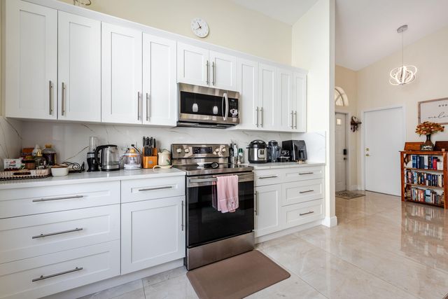 3517 Mill Brook Way Circle, Greenacres, FL 33463