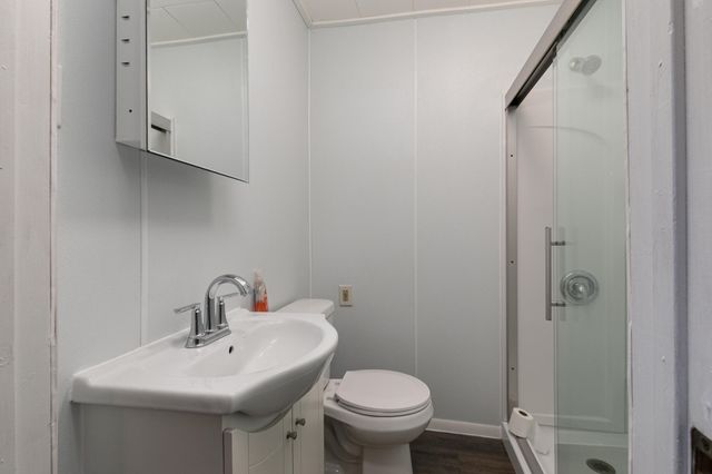 930 W Chicago Street, Springfield, MO 65803