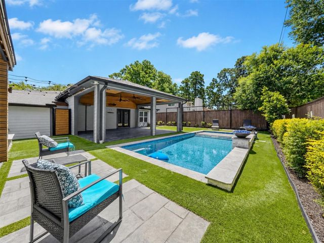 19535 Dianeshire Drive, Spring, TX 77388