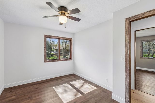 17082 Hamilton Drive, Lakeville, MN 55044