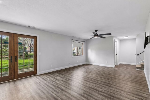 17082 Hamilton Drive, Lakeville, MN 55044