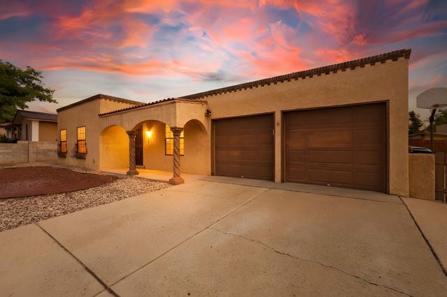 3824 Tracy Street NE, Albuquerque, NM 87111