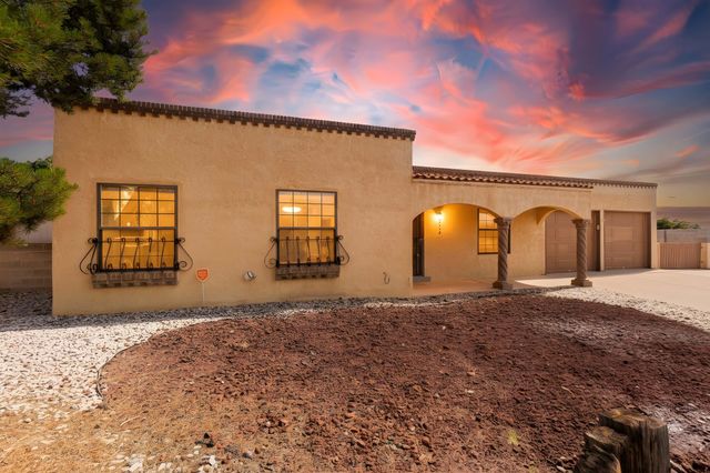 3824 Tracy Street NE, Albuquerque, NM 87111