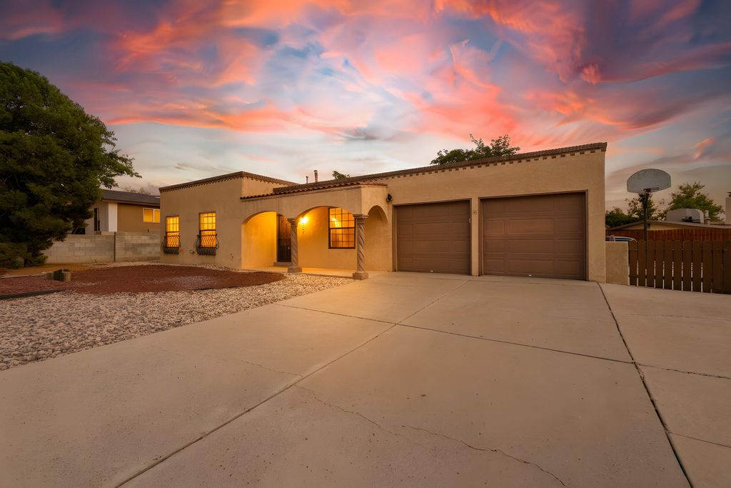 3824 Tracy Street NE, Albuquerque, NM 87111