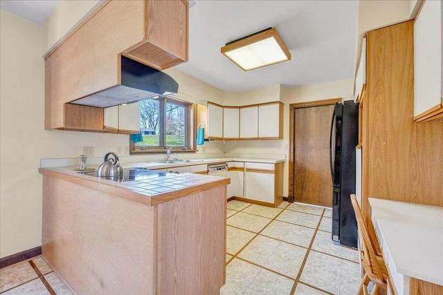 957 Lakemount DR, Moneta, VA 24121