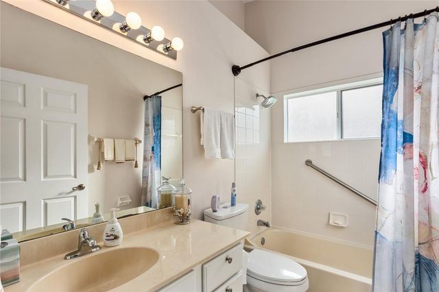 25233 LOST OAK CIRCLE, Leesburg, FL 34748