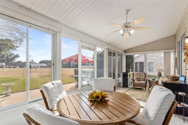 25233 LOST OAK CIRCLE, Leesburg, FL 34748