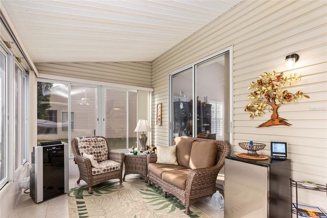 25233 LOST OAK CIRCLE, Leesburg, FL 34748