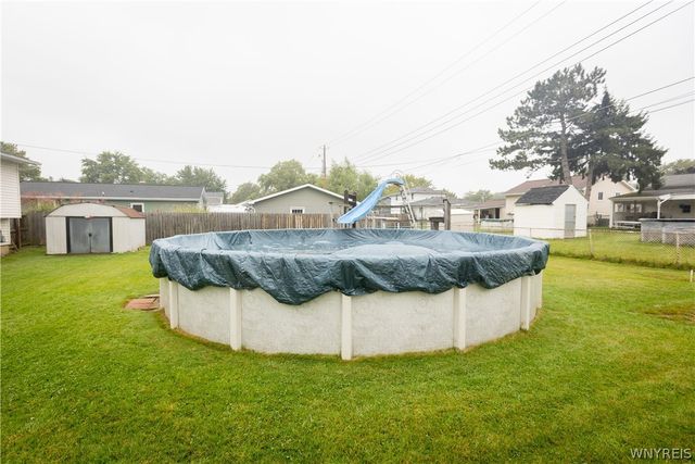101 Phyllis Drive, West Seneca, NY 14224