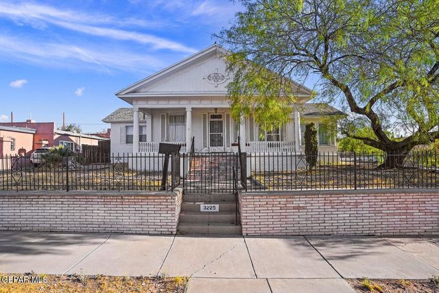 3225 Fort Boulevard 1, El Paso, TX 79930